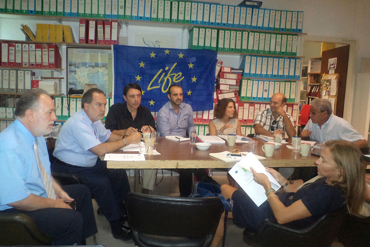 28/9/2013 Μeeting of the project partners in the offices of the HSPN. Photo: L. Chatzivasileiou